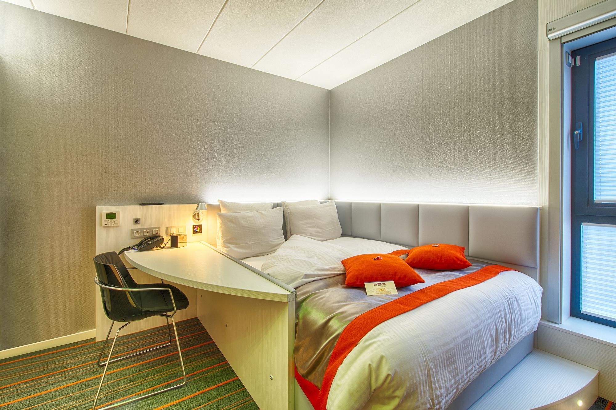 Orange Hotel Ла-Лувьер Экстерьер фото