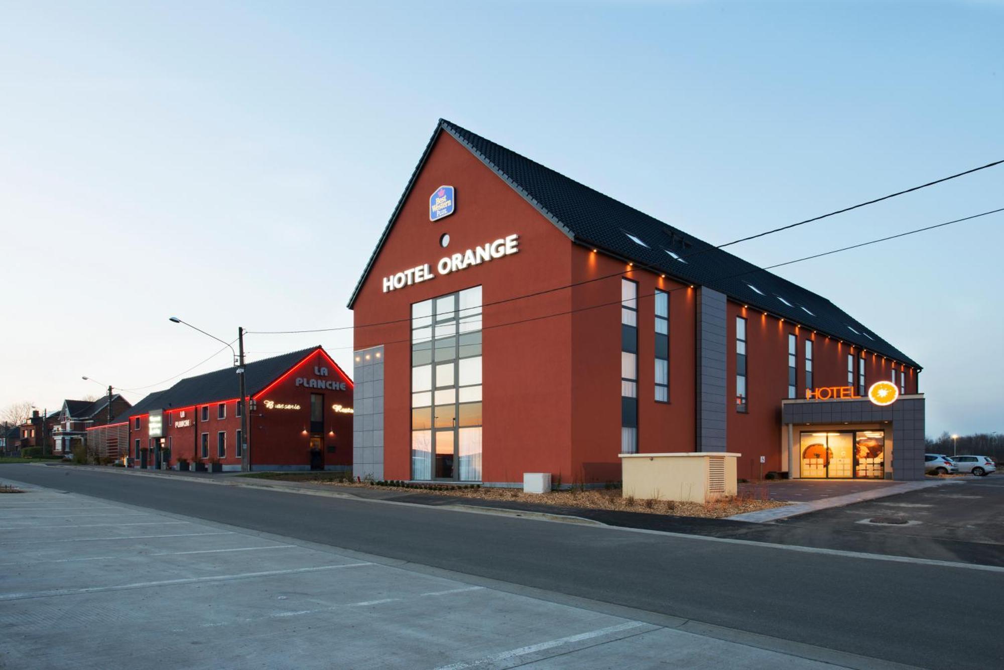 Orange Hotel Ла-Лувьер Экстерьер фото